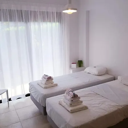 Villa Vliha Sea View *